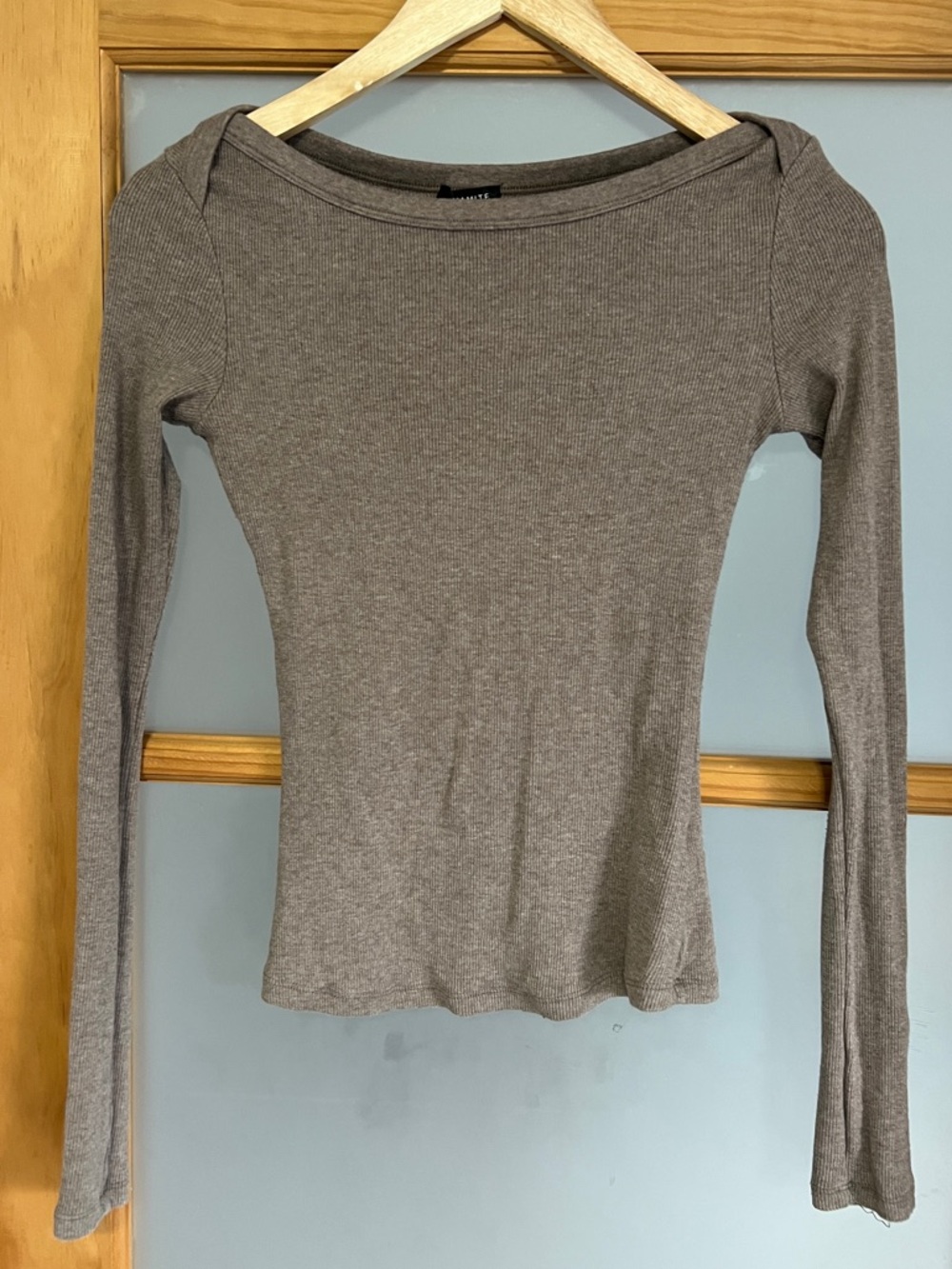 (3/$10) Dynamite Nola Ribbed Long Sleeve Shirt in Chalet Brown Melange - Size XS